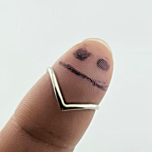 Sterling Silver Chevron V Ring Minimalist Stackable Wishbone Band Size 7.25